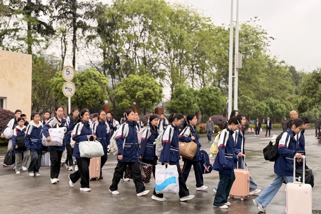 成长在路上｜泸州一中初2024级综合实践活动纪实